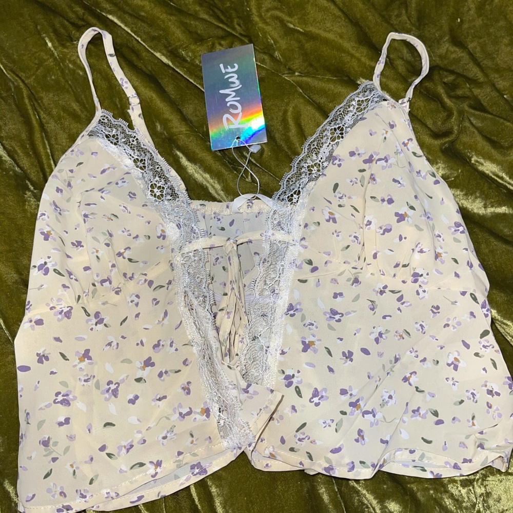NBW cottagecore vintage inspired Romwe Top